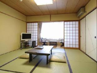 京都东山庄 3* 京都